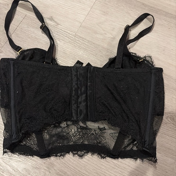 Elegant Black Lace Bralette 1494 - Picture 4 of 4